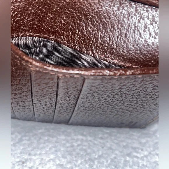 Gucci Eclipse Monogram Compact Wallet - Picture 9 of 13